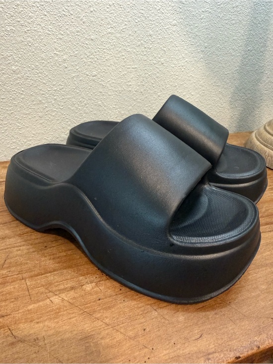 Shoes - Black Platform Cloud Slide Sandals Women’s US 7 EU 38-39 Chunky Comfort Slides
